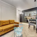 Nova Oasis Garden דירה